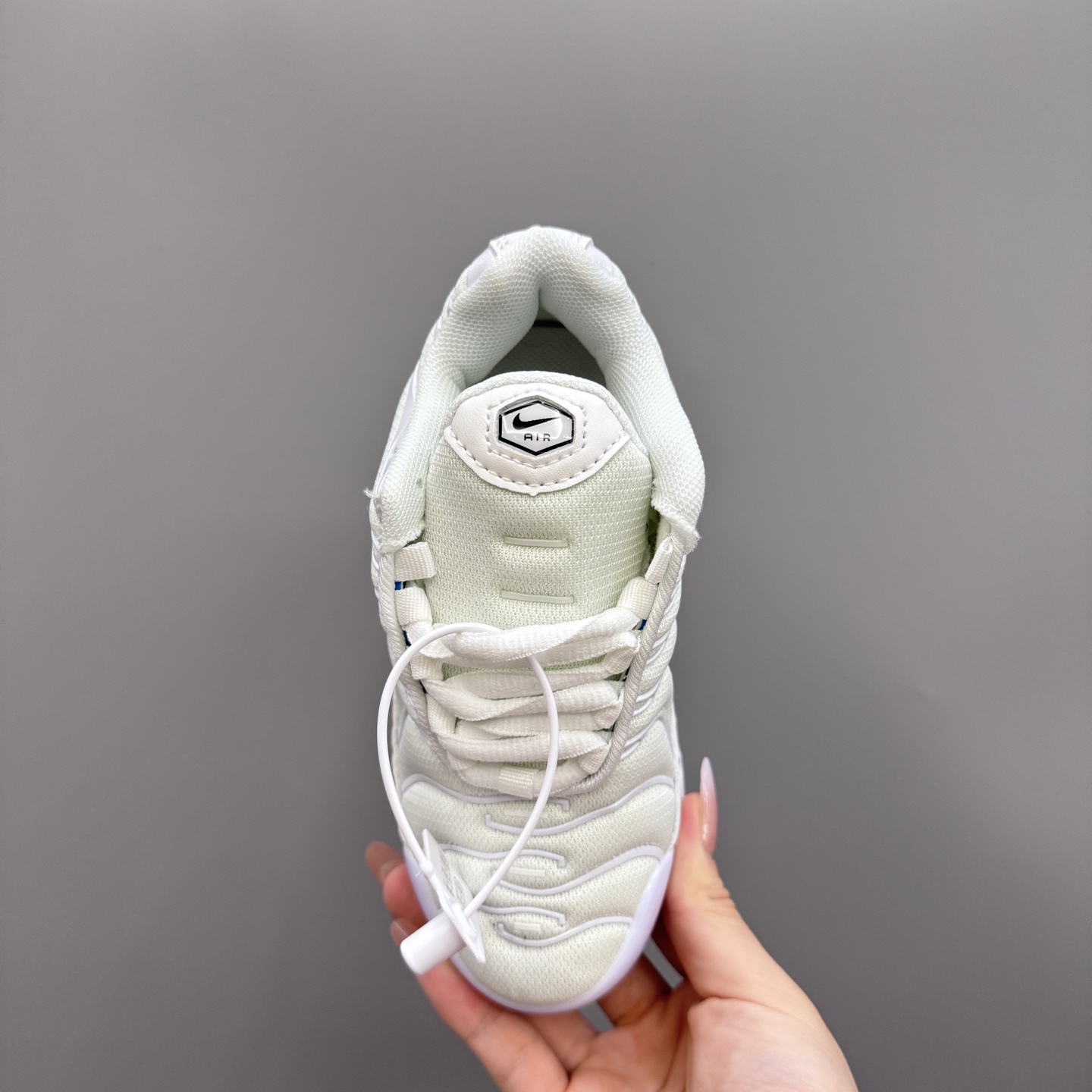 图片[7]-耐克 MAX plus全掌气垫儿童运动鞋 尺码：24-35码 超赞的全掌气垫，脚感超舒适👍🏻 优质鞋面拼接，质感满满💯 上学运动都是超合适单品❤️-选品中心