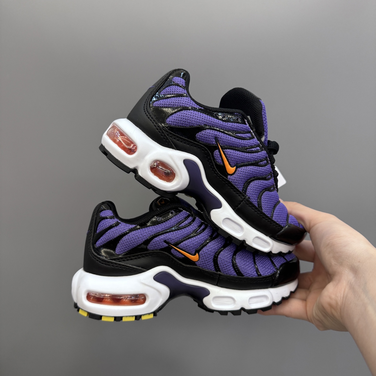 图片[3]-耐克 MAX plus全掌气垫儿童运动鞋 尺码：24-35码 超赞的全掌气垫，脚感超舒适👍🏻 优质鞋面拼接，质感满满💯 上学运动都是超合适单品❤️-选品中心