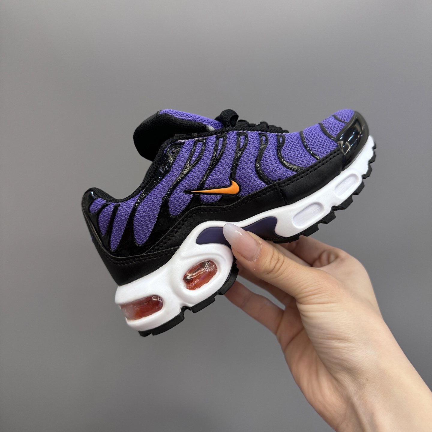 图片[5]-耐克 MAX plus全掌气垫儿童运动鞋 尺码：24-35码 超赞的全掌气垫，脚感超舒适👍🏻 优质鞋面拼接，质感满满💯 上学运动都是超合适单品❤️-选品中心