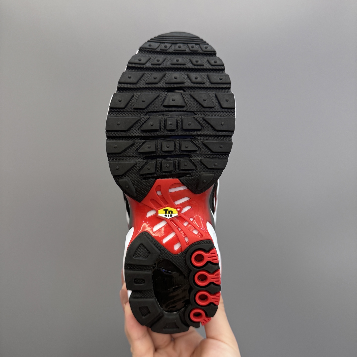 图片[9]-耐克 MAX plus全掌气垫儿童运动鞋 尺码：24-35码 超赞的全掌气垫，脚感超舒适👍🏻 优质鞋面拼接，质感满满💯 上学运动都是超合适单品❤️-选品中心