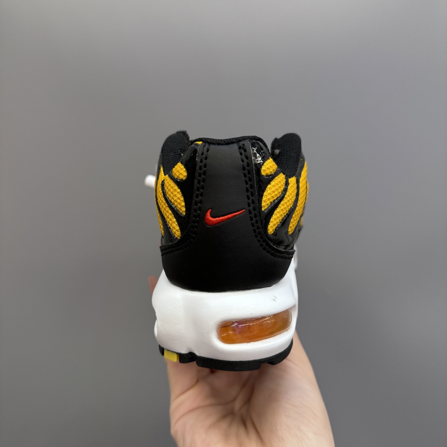 图片[8]-耐克 MAX plus全掌气垫儿童运动鞋 尺码：24-35码 超赞的全掌气垫，脚感超舒适👍🏻 优质鞋面拼接，质感满满💯 上学运动都是超合适单品❤️-选品中心