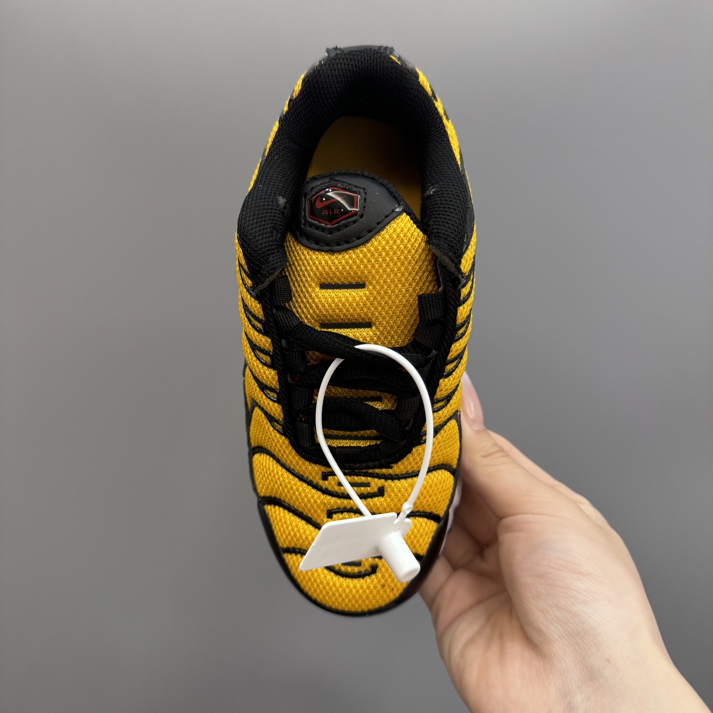 图片[7]-耐克 MAX plus全掌气垫儿童运动鞋 尺码：24-35码 超赞的全掌气垫，脚感超舒适👍🏻 优质鞋面拼接，质感满满💯 上学运动都是超合适单品❤️-选品中心