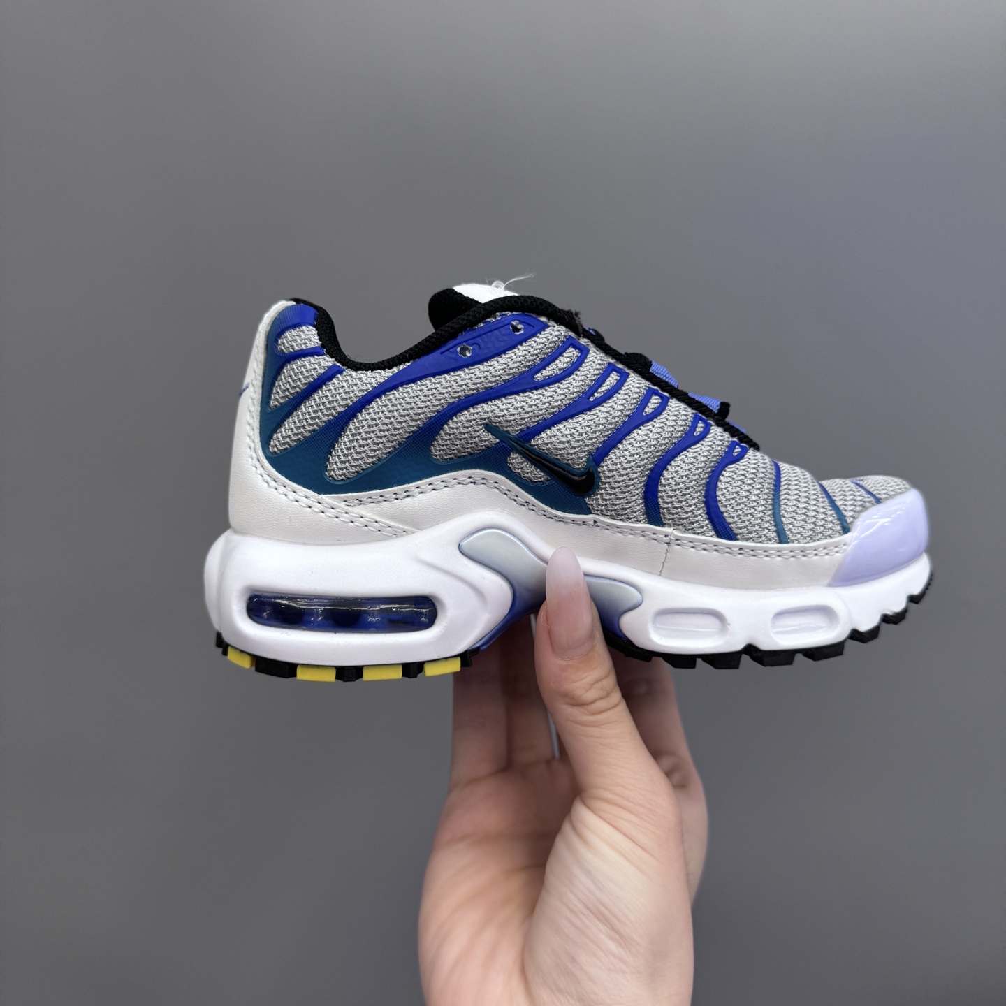 图片[4]-耐克 MAX plus全掌气垫儿童运动鞋 尺码：24-35码 超赞的全掌气垫，脚感超舒适👍🏻 优质鞋面拼接，质感满满💯 上学运动都是超合适单品❤️-选品中心