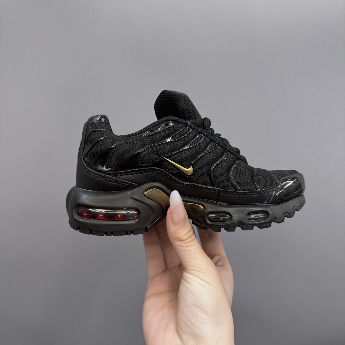 图片[4]-耐克 MAX plus全掌气垫儿童运动鞋 尺码：24-35码 超赞的全掌气垫，脚感超舒适👍🏻 优质鞋面拼接，质感满满💯 上学运动都是超合适单品❤️-选品中心