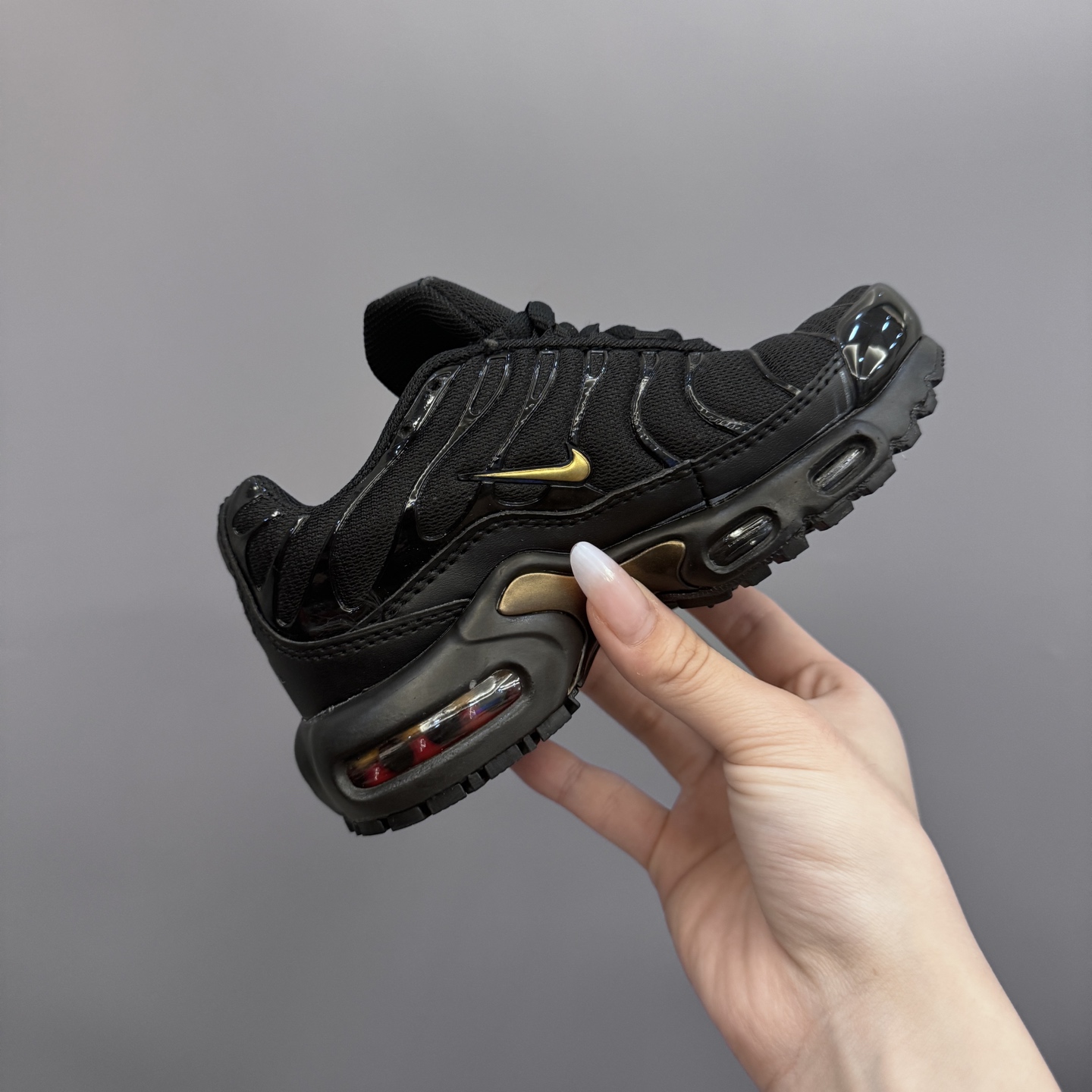 图片[5]-耐克 MAX plus全掌气垫儿童运动鞋 尺码：24-35码 超赞的全掌气垫，脚感超舒适👍🏻 优质鞋面拼接，质感满满💯 上学运动都是超合适单品❤️-选品中心