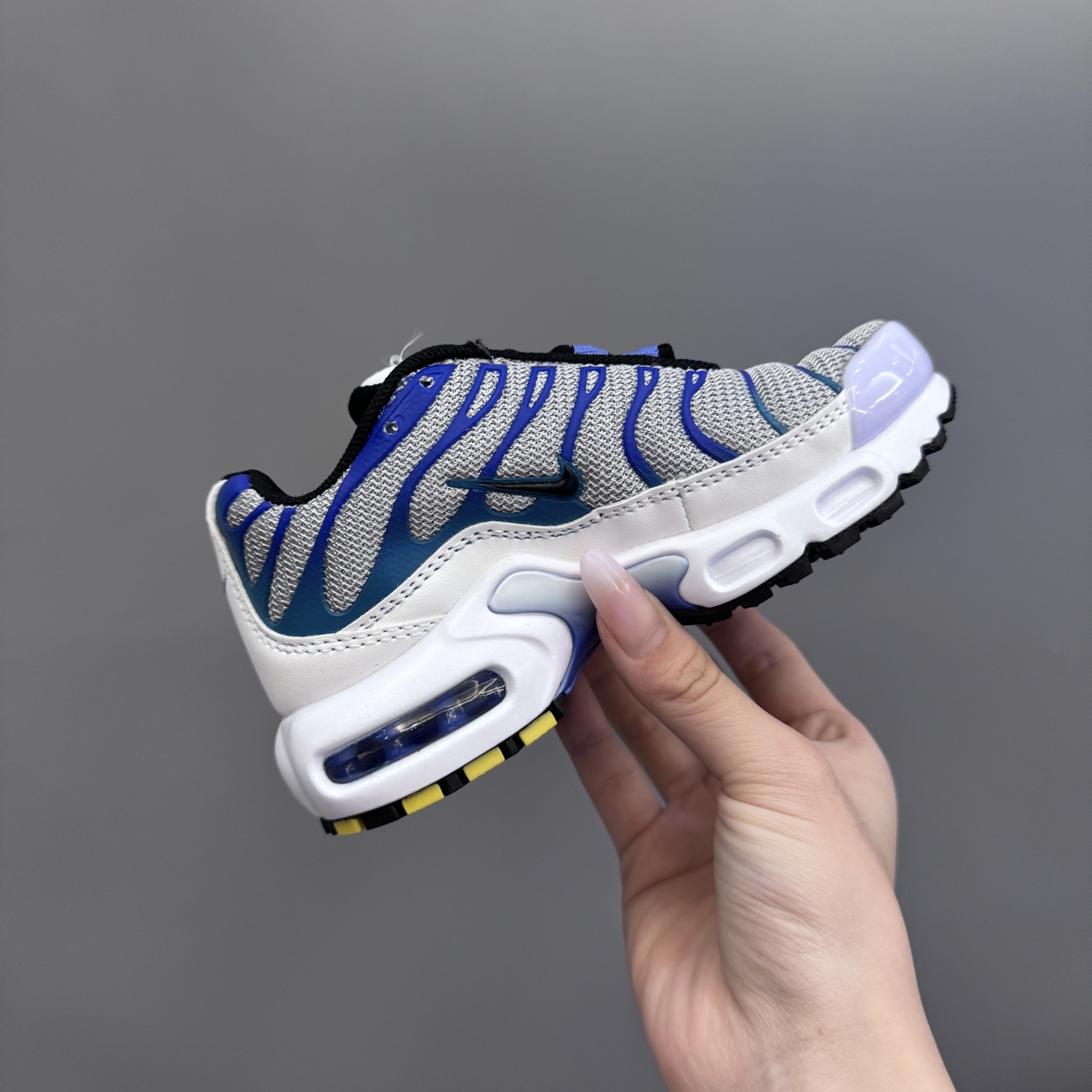 图片[5]-耐克 MAX plus全掌气垫儿童运动鞋 尺码：24-35码 超赞的全掌气垫，脚感超舒适👍🏻 优质鞋面拼接，质感满满💯 上学运动都是超合适单品❤️-选品中心