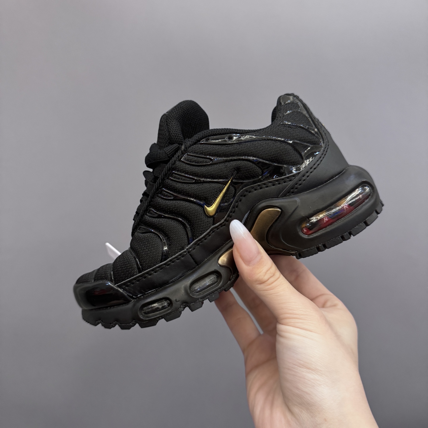 图片[6]-耐克 MAX plus全掌气垫儿童运动鞋 尺码：24-35码 超赞的全掌气垫，脚感超舒适👍🏻 优质鞋面拼接，质感满满💯 上学运动都是超合适单品❤️-选品中心