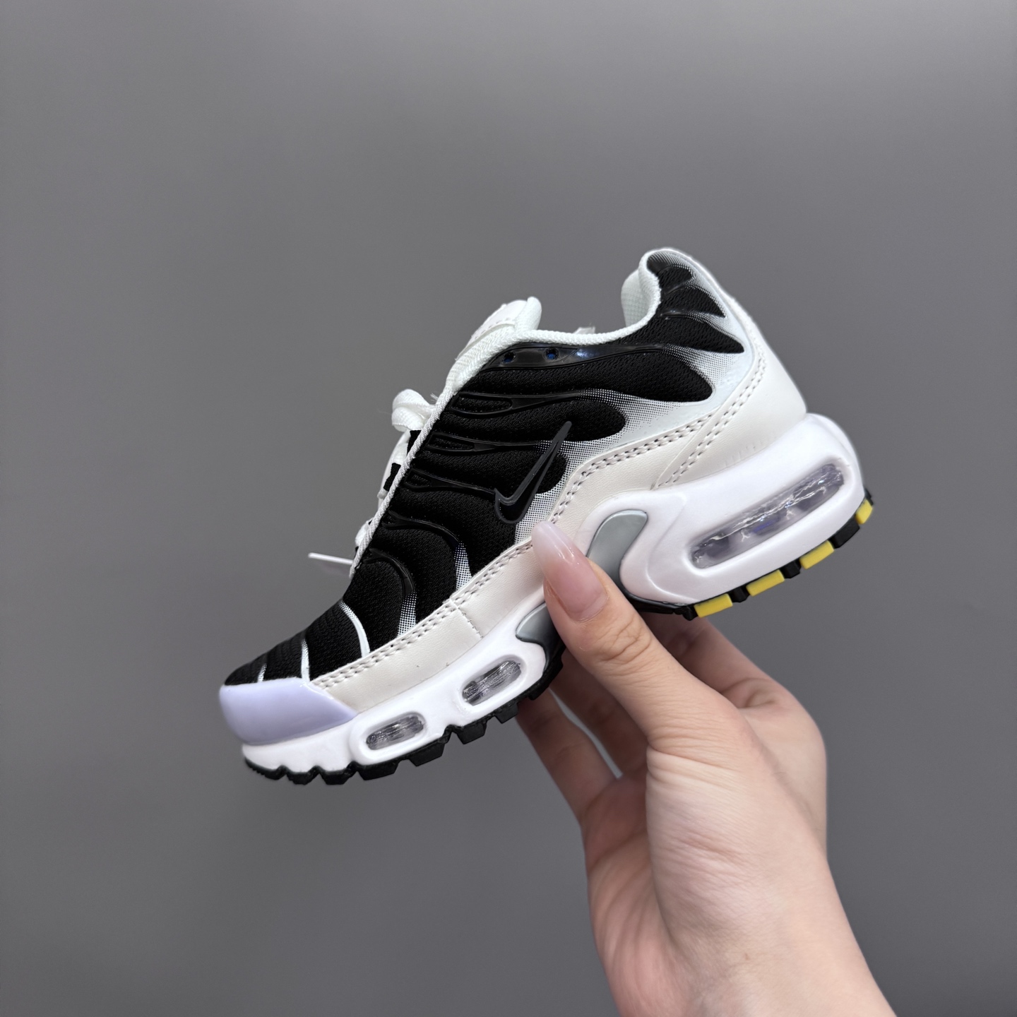 图片[6]-耐克 MAX plus全掌气垫儿童运动鞋 尺码：24-35码 超赞的全掌气垫，脚感超舒适👍🏻 优质鞋面拼接，质感满满💯 上学运动都是超合适单品❤️-选品中心