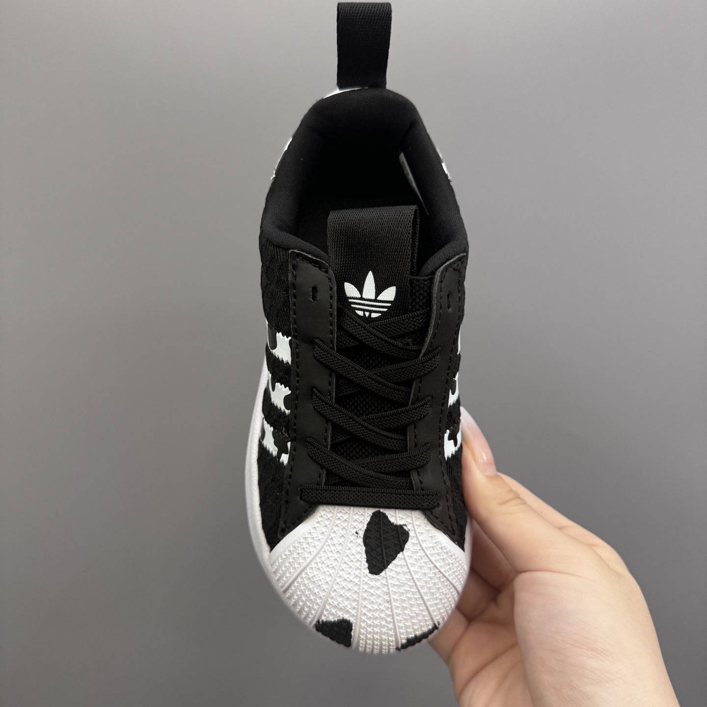 图片[7]-新款贝壳头网面松紧带一脚蹬儿童运动鞋 尺码：22-37码 专柜同步新款🆕 网面透气又舒适☁️ 松紧带设计，贴合脚背✌🏻 超轻EVA大底，脚感不言而喻✔️-选品中心