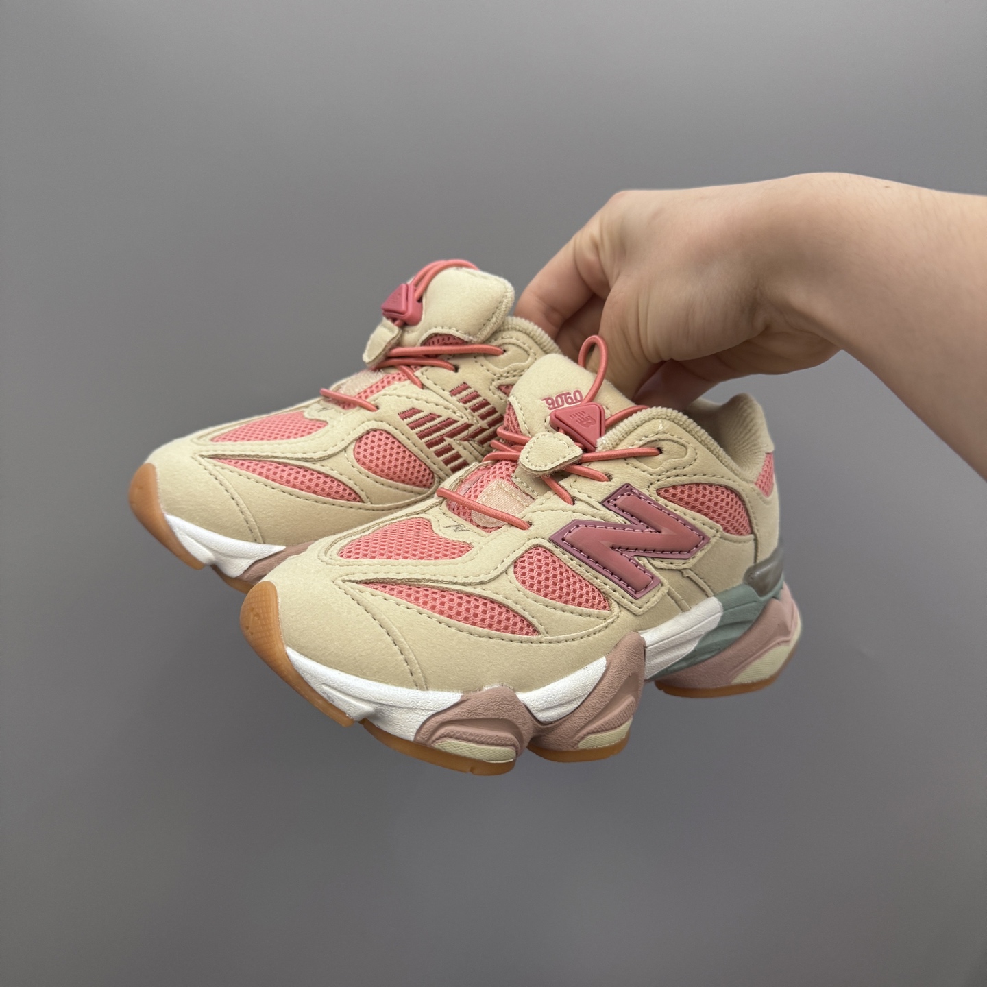 图片[3]-NB9060松紧扣儿童老爹运动鞋 尺码：24-36码 经典NB9060老爹款🆕 松紧扣设计，附赠一对鞋带，穿脱方便✌🏻 老爹款式设计，百搭又时髦✨-选品中心