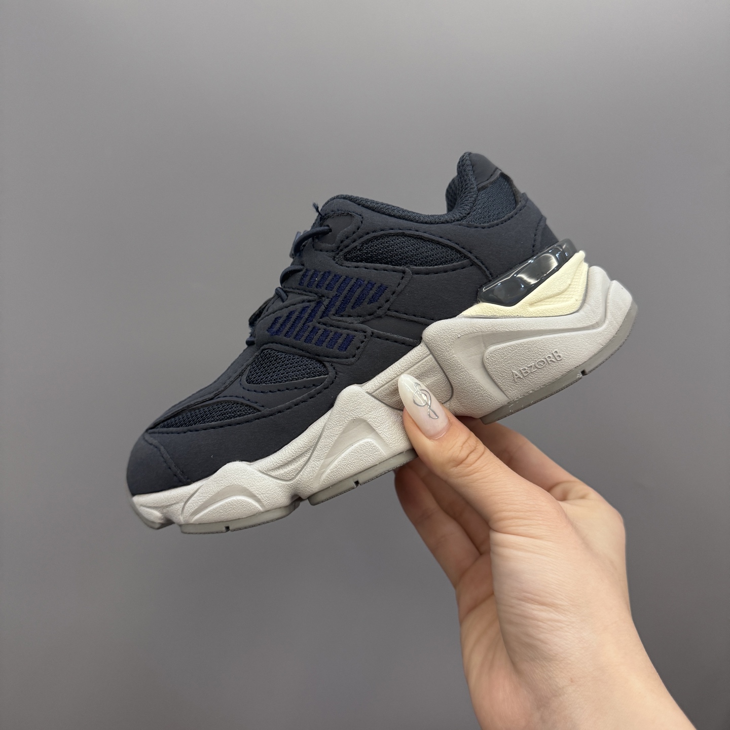 图片[6]-NB9060松紧扣儿童老爹运动鞋 尺码：24-36码 经典NB9060老爹款🆕 松紧扣设计，附赠一对鞋带，穿脱方便✌🏻 老爹款式设计，百搭又时髦✨-选品中心