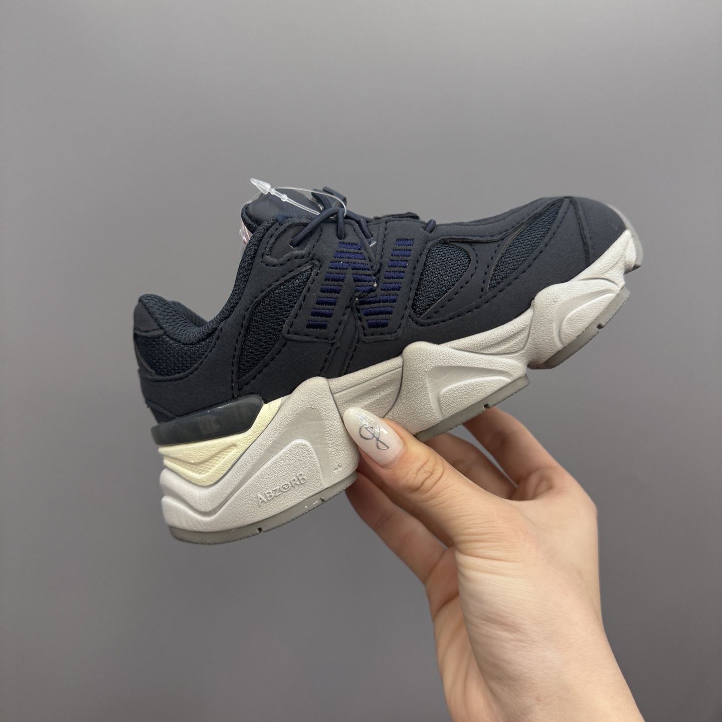 图片[5]-NB9060松紧扣儿童老爹运动鞋 尺码：24-36码 经典NB9060老爹款🆕 松紧扣设计，附赠一对鞋带，穿脱方便✌🏻 老爹款式设计，百搭又时髦✨-选品中心