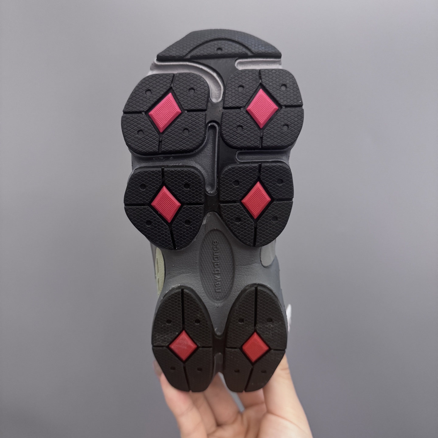 图片[9]-NB9060松紧扣儿童老爹运动鞋 尺码：24-36码 经典NB9060老爹款🆕 松紧扣设计，附赠一对鞋带，穿脱方便✌🏻 老爹款式设计，百搭又时髦✨-选品中心