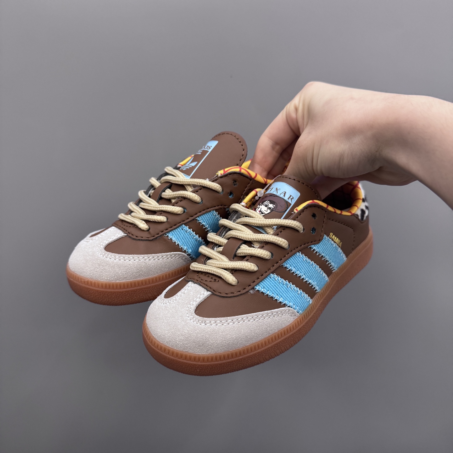 图片[3]-AD德训联名儿童休闲鞋 尺码：22-37码 爱惨了德训系列🆕 新工厂新工艺新配色👏🏻 优质皮料拼接，质感满满💯 耐磨防滑大底，脚感超赞👍🏻-选品中心