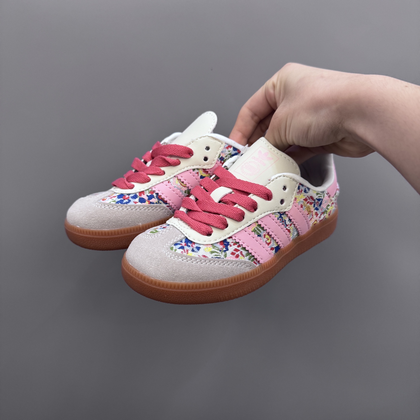 图片[3]-AD德训联名儿童休闲鞋 尺码：22-37码 爱惨了德训系列🆕 新工厂新工艺新配色👏🏻 优质皮料拼接，质感满满💯 耐磨防滑大底，脚感超赞👍🏻-选品中心