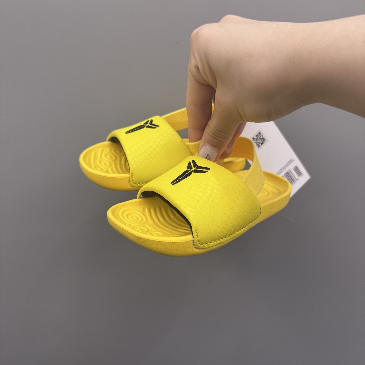 图片[3]-科比小可爱儿童凉拖鞋 尺码：21-29.5码 海边度假必备🏝️ 精致细节做工 两穿凉鞋，超级实穿👍🏻 推荐get✔️-选品中心