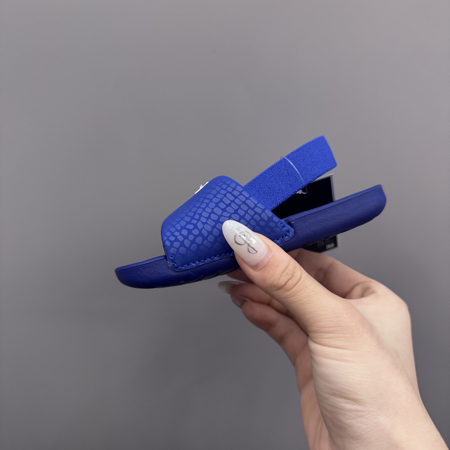 图片[6]-科比小可爱儿童凉拖鞋 尺码：21-29.5码 海边度假必备🏝️ 精致细节做工 两穿凉鞋，超级实穿👍🏻 推荐get✔️-选品中心