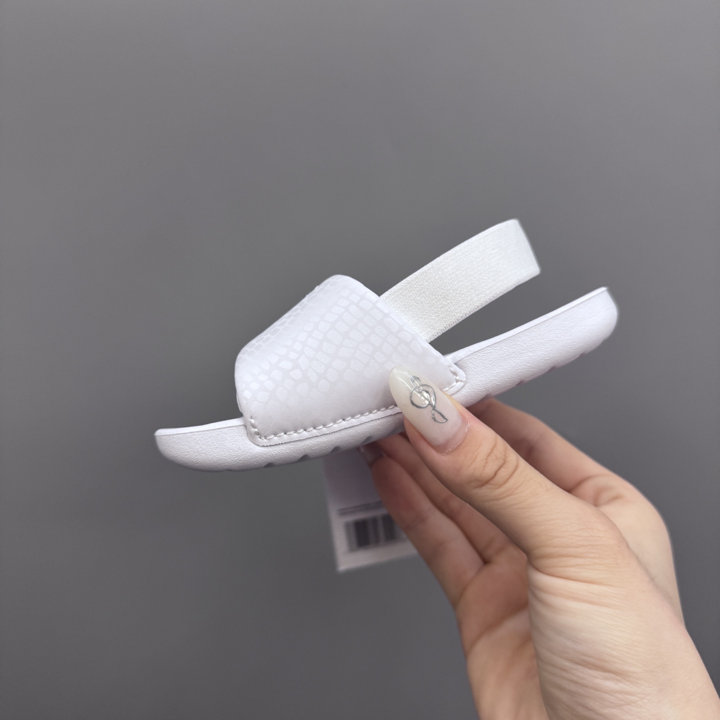 图片[6]-科比小可爱儿童凉拖鞋 尺码：21-29.5码 海边度假必备🏝️ 精致细节做工 两穿凉鞋，超级实穿👍🏻 推荐get✔️-选品中心