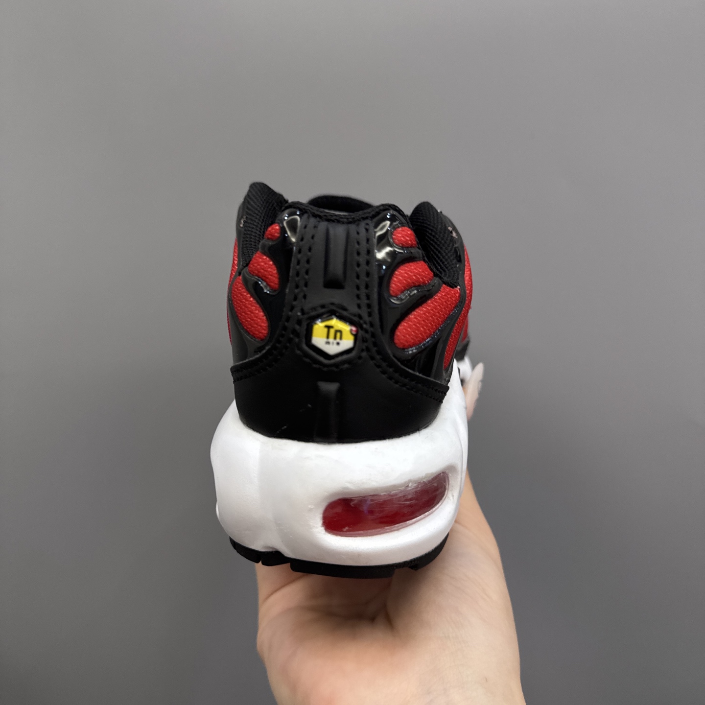 图片[8]-耐克 MAX plus全掌气垫儿童运动鞋 尺码：24-35码 超赞的全掌气垫，脚感超舒适👍🏻 优质鞋面拼接，质感满满💯 上学运动都是超合适单品❤-选品中心