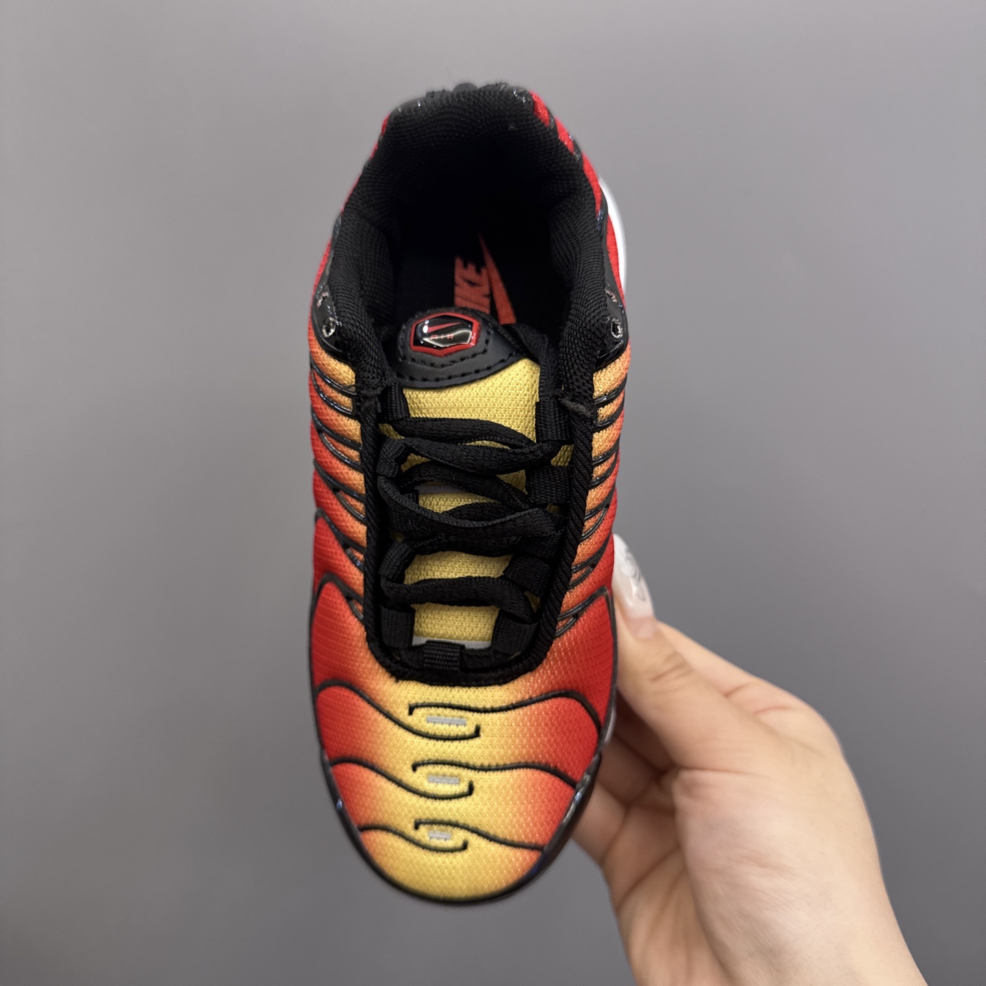 图片[7]-耐克 MAX plus全掌气垫儿童运动鞋 尺码：24-35码 超赞的全掌气垫，脚感超舒适👍🏻 优质鞋面拼接，质感满满💯 上学运动都是超合适单品❤-选品中心