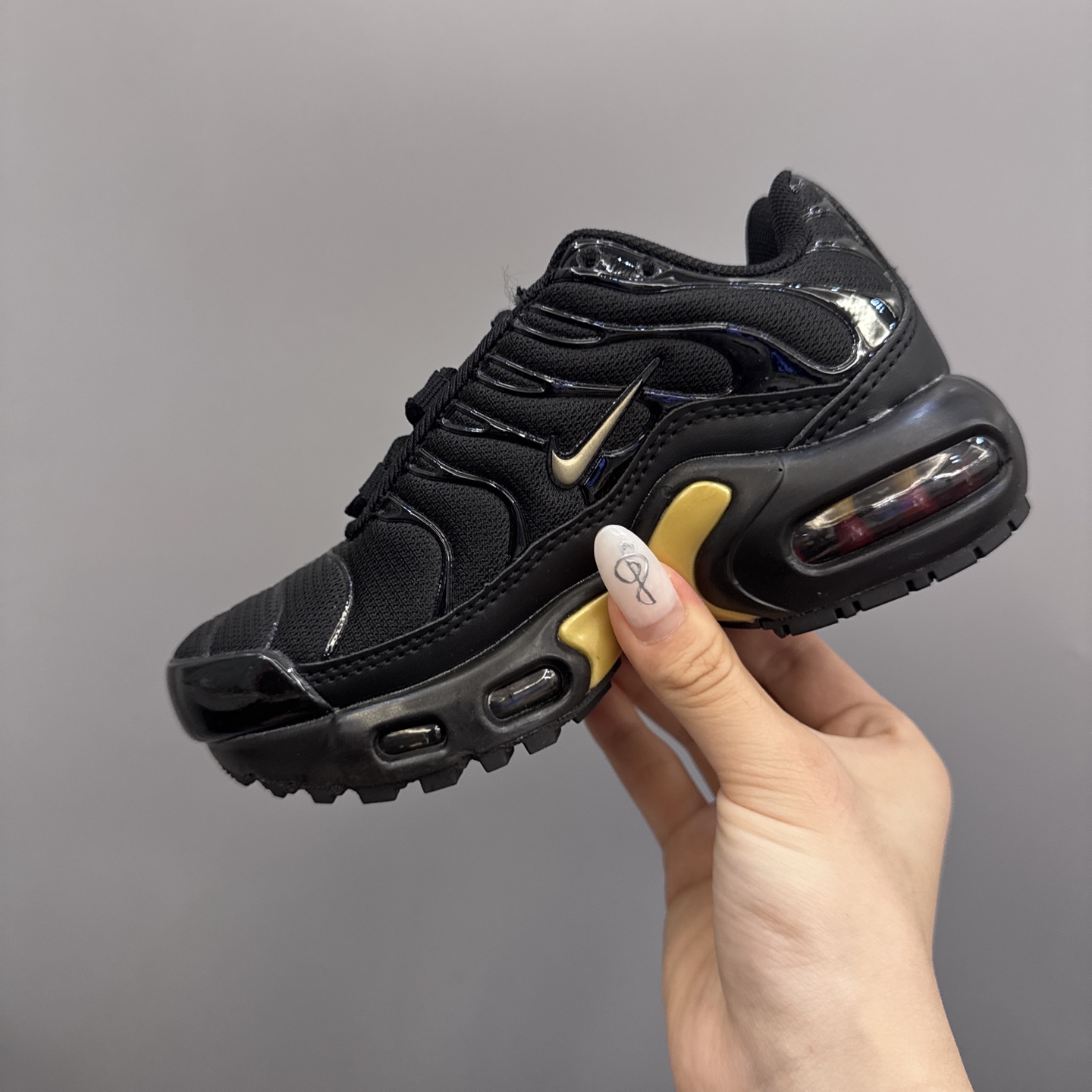 图片[6]-耐克 MAX plus全掌气垫儿童运动鞋 尺码：24-35码 超赞的全掌气垫，脚感超舒适👍🏻 优质鞋面拼接，质感满满💯 上学运动都是超合适单品❤-选品中心