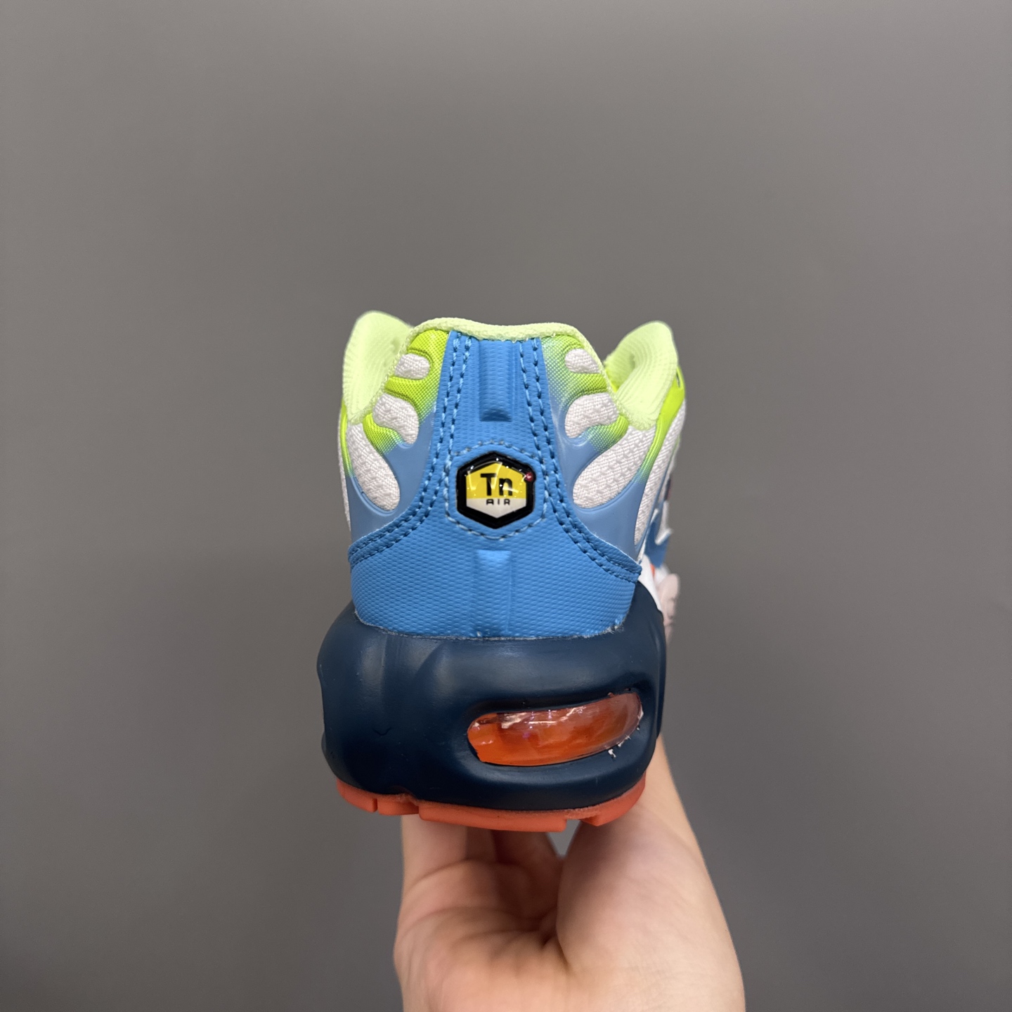 图片[8]-耐克 MAX plus全掌气垫儿童运动鞋 尺码：24-35码 超赞的全掌气垫，脚感超舒适👍🏻 优质鞋面拼接，质感满满💯 上学运动都是超合适单品❤-选品中心