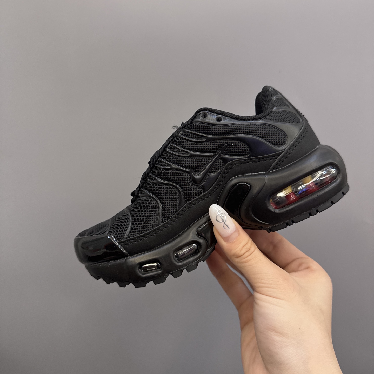 图片[6]-耐克 MAX plus全掌气垫儿童运动鞋 尺码：24-35码 超赞的全掌气垫，脚感超舒适👍🏻 优质鞋面拼接，质感满满💯 上学运动都是超合适单品❤-选品中心