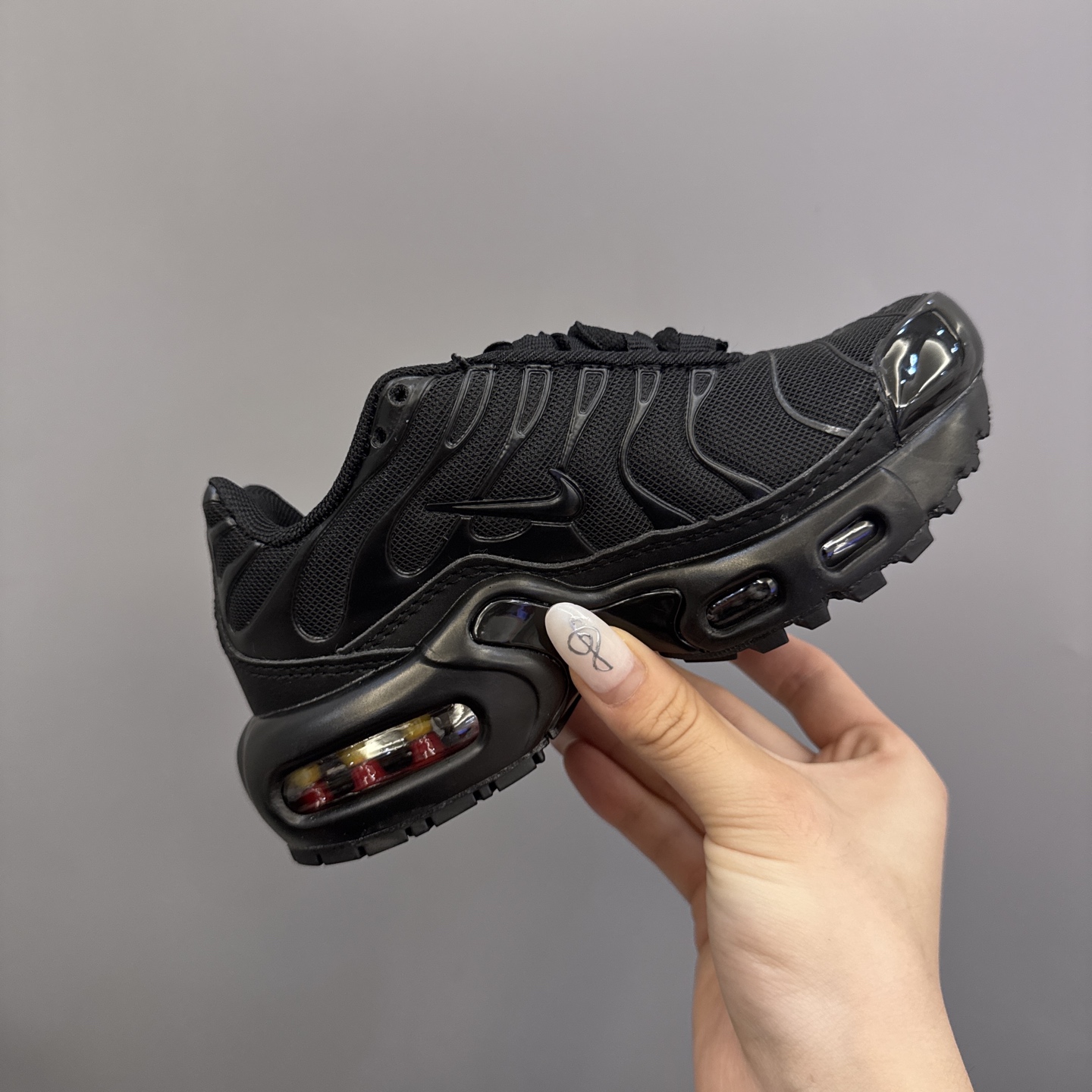 图片[5]-耐克 MAX plus全掌气垫儿童运动鞋 尺码：24-35码 超赞的全掌气垫，脚感超舒适👍🏻 优质鞋面拼接，质感满满💯 上学运动都是超合适单品❤-选品中心