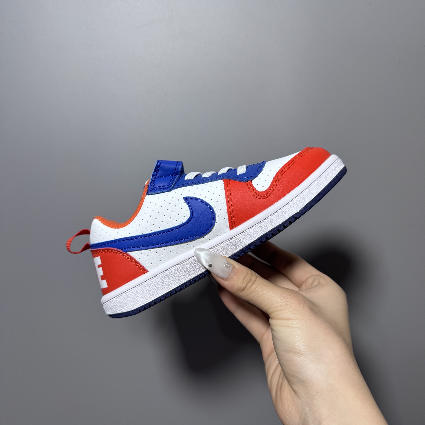 图片[5]-NK 新款低帮板鞋儿童板鞋 尺码：24-37码 经典耐克板鞋系列get✔️ 联名倒钩，潮范又洋气✨ 耐磨防滑大底，脚感不言而喻✌🏻-选品中心