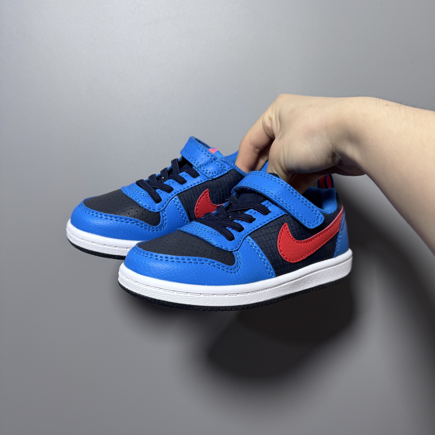 图片[3]-NK 新款低帮板鞋儿童板鞋 尺码：24-37码 经典耐克板鞋系列get✔️ 联名倒钩，潮范又洋气✨ 耐磨防滑大底，脚感不言而喻✌🏻-选品中心