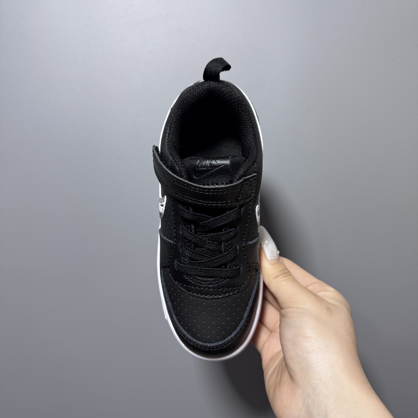 图片[7]-NK 新款低帮板鞋儿童板鞋 尺码：24-37码 经典耐克板鞋系列get✔️ 联名倒钩，潮范又洋气✨ 耐磨防滑大底，脚感不言而喻✌🏻-选品中心