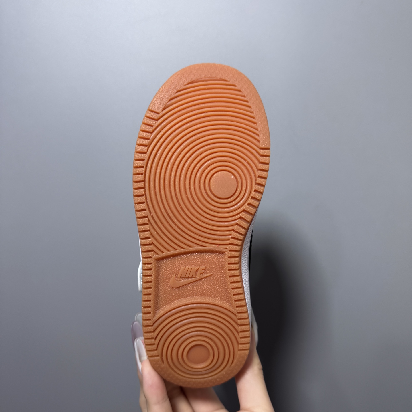 图片[9]-NK 新款低帮板鞋儿童板鞋 尺码：24-37码 经典耐克板鞋系列get✔️ 联名倒钩，潮范又洋气✨ 耐磨防滑大底，脚感不言而喻✌🏻-选品中心