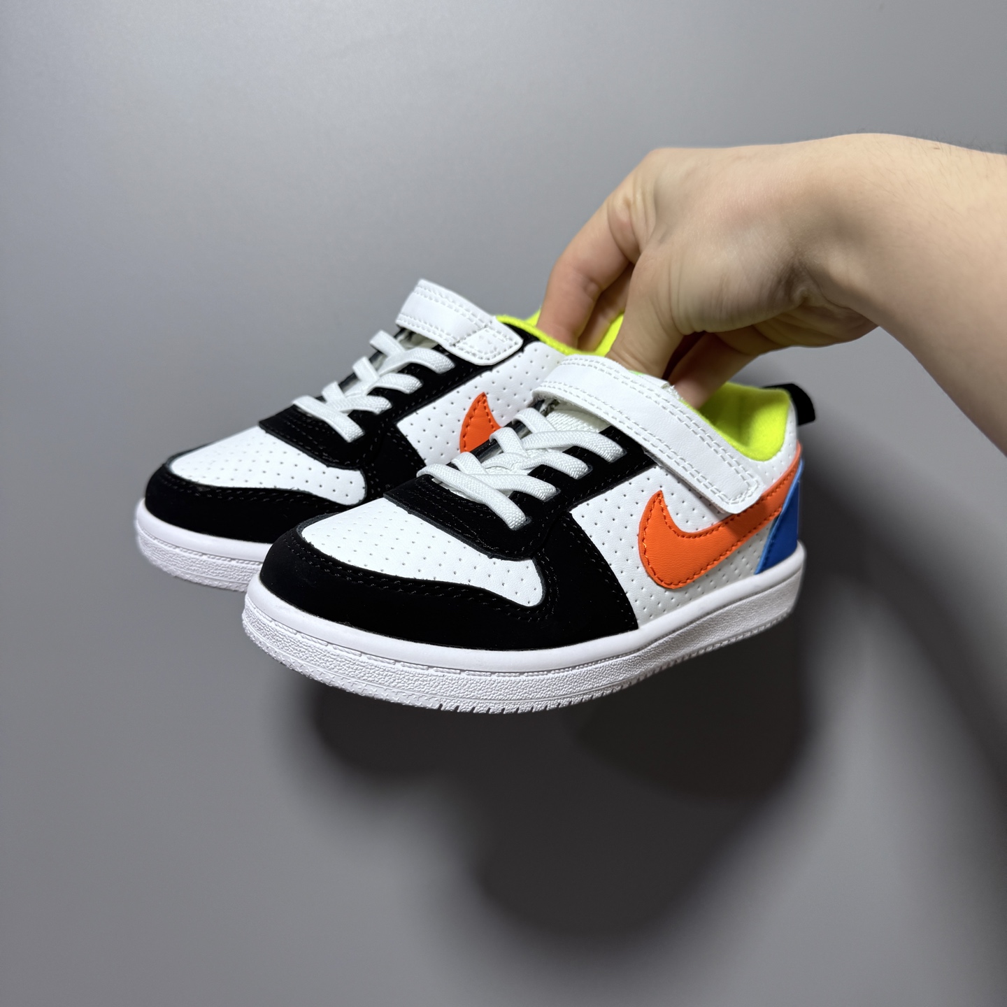 图片[3]-NK 新款低帮板鞋儿童板鞋 尺码：24-37码 经典耐克板鞋系列get✔️ 联名倒钩，潮范又洋气✨ 耐磨防滑大底，脚感不言而喻✌🏻-选品中心