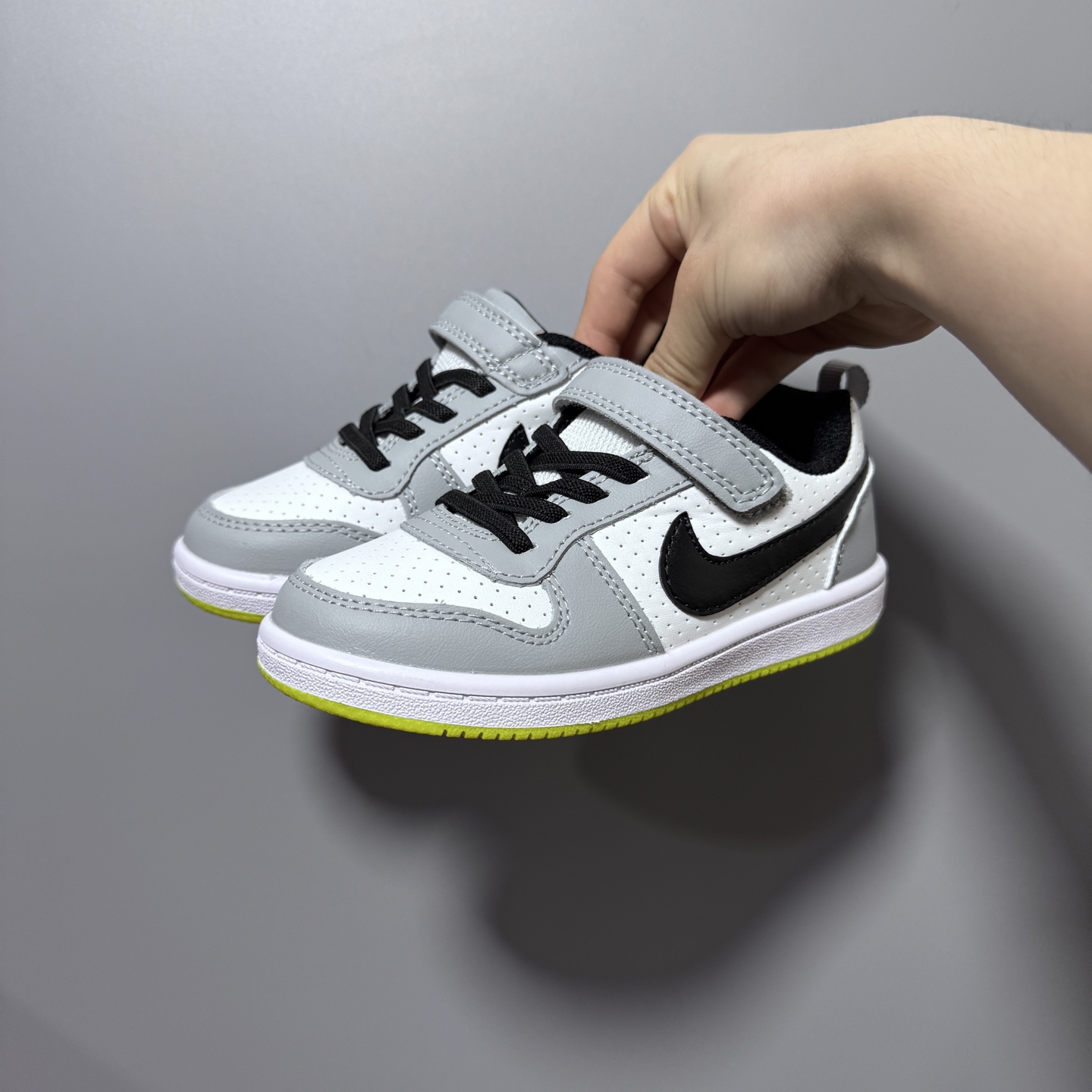 图片[3]-NK 新款低帮板鞋儿童板鞋 尺码：24-37码 经典耐克板鞋系列get✔️ 联名倒钩，潮范又洋气✨ 耐磨防滑大底，脚感不言而喻✌🏻-选品中心