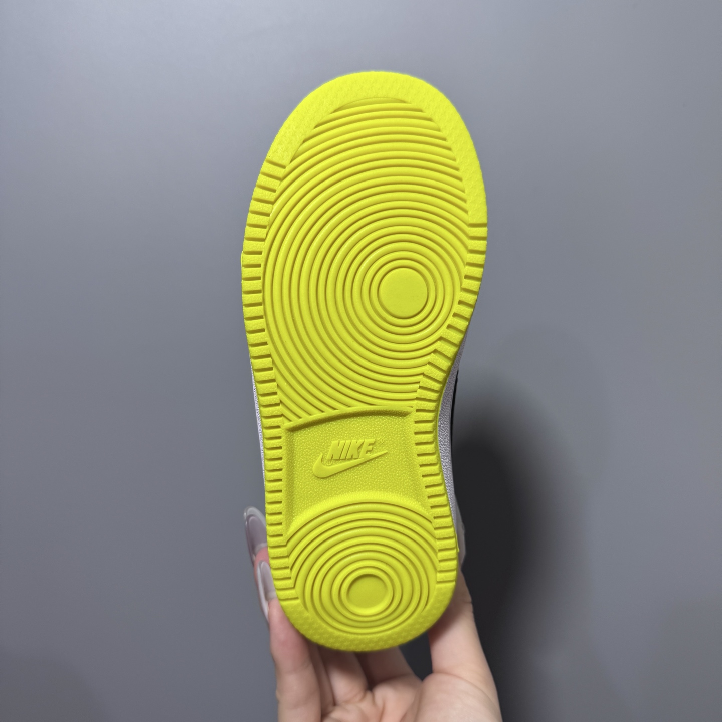 图片[9]-NK 新款低帮板鞋儿童板鞋 尺码：24-37码 经典耐克板鞋系列get✔️ 联名倒钩，潮范又洋气✨ 耐磨防滑大底，脚感不言而喻✌🏻-选品中心