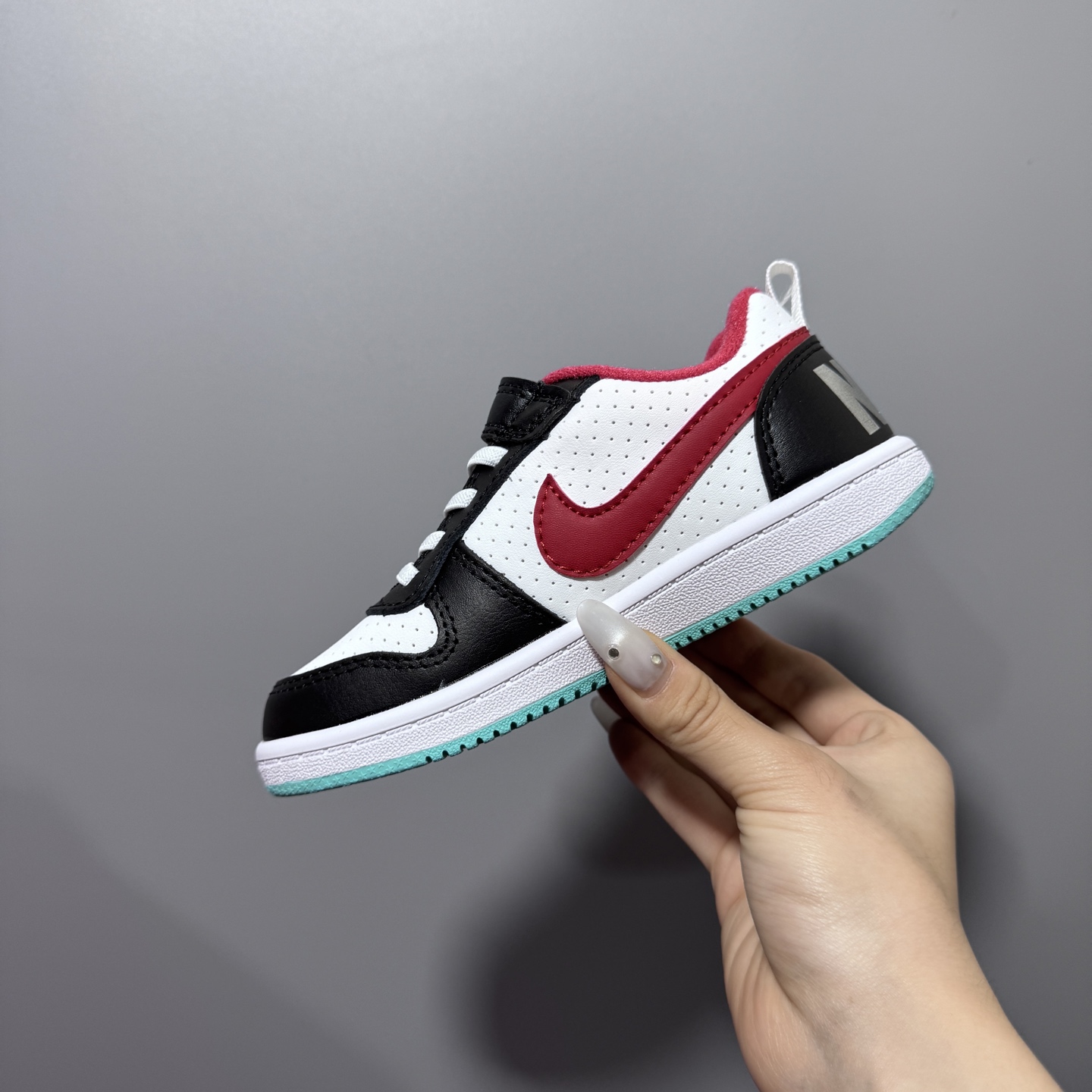 图片[6]-NK 新款低帮板鞋儿童板鞋 尺码：24-37码 经典耐克板鞋系列get✔️ 联名倒钩，潮范又洋气✨ 耐磨防滑大底，脚感不言而喻✌🏻-选品中心