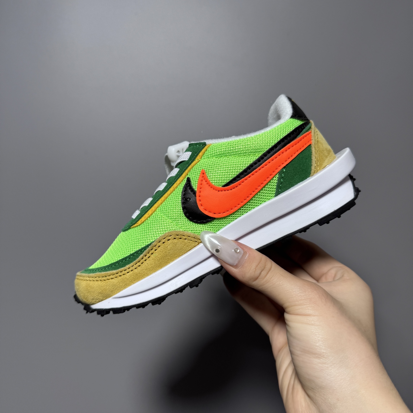 图片[6]-NK新款华夫松紧扣儿童休闲运动鞋 尺码：22-35码 经典华夫款式🆕 百搭又时髦✨ 松紧扣设计，穿脱方便✌🏻 橡胶耐磨防滑大底✔️ 优质面料拼接，质感满满💯-选品中心