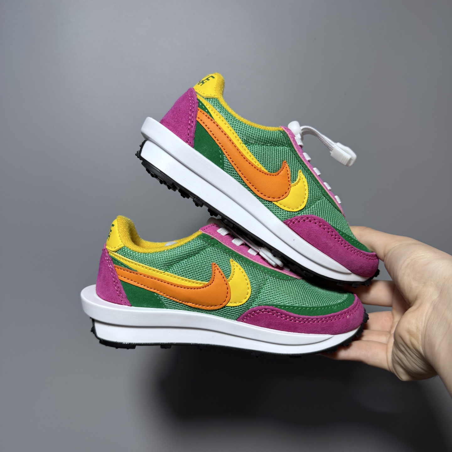 图片[2]-NK新款华夫松紧扣儿童休闲运动鞋 尺码：22-35码 经典华夫款式🆕 百搭又时髦✨ 松紧扣设计，穿脱方便✌🏻 橡胶耐磨防滑大底✔️ 优质面料拼接，质感满满💯-选品中心