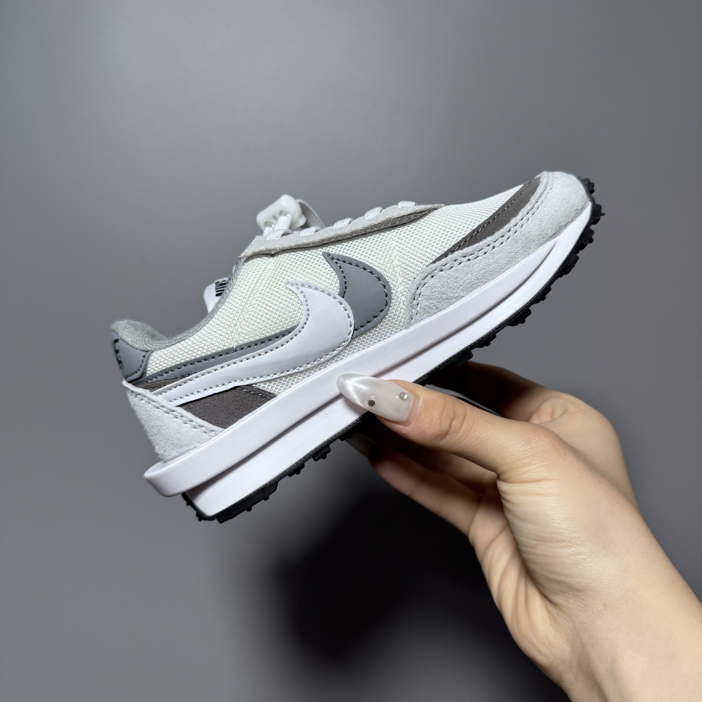 图片[5]-NK新款华夫松紧扣儿童休闲运动鞋 尺码：22-35码 经典华夫款式🆕 百搭又时髦✨ 松紧扣设计，穿脱方便✌🏻 橡胶耐磨防滑大底✔️ 优质面料拼接，质感满满💯-选品中心