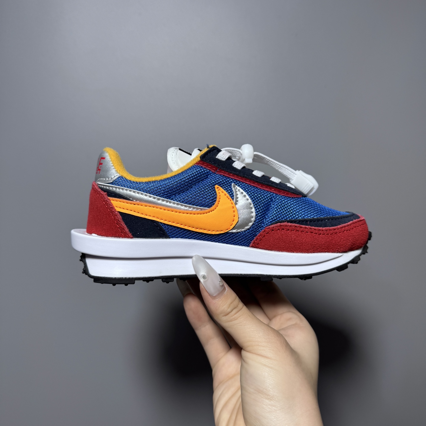 图片[4]-NK新款华夫松紧扣儿童休闲运动鞋 尺码：22-35码 经典华夫款式🆕 百搭又时髦✨ 松紧扣设计，穿脱方便✌🏻 橡胶耐磨防滑大底✔️ 优质面料拼接，质感满满💯-选品中心