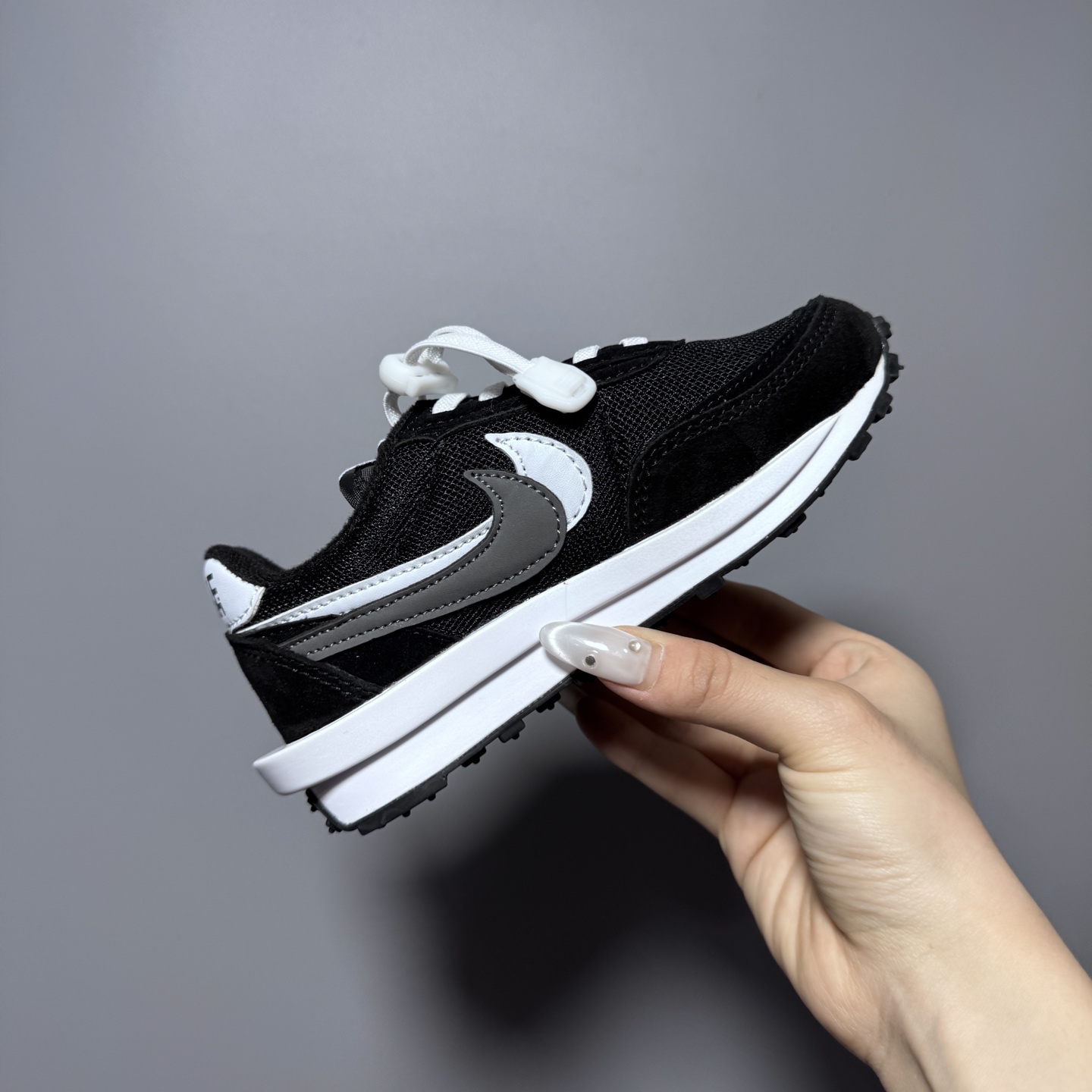 图片[5]-NK新款华夫松紧扣儿童休闲运动鞋 尺码：22-35码 经典华夫款式🆕 百搭又时髦✨ 松紧扣设计，穿脱方便✌🏻 橡胶耐磨防滑大底✔️ 优质面料拼接，质感满满💯-选品中心