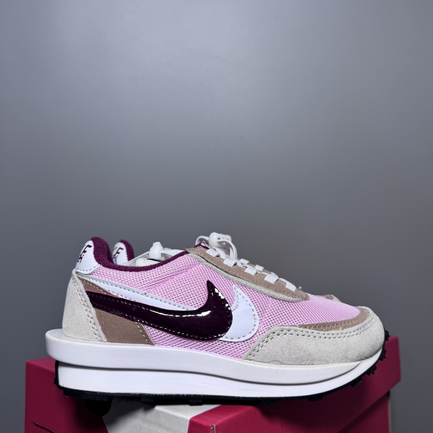 NK新款华夫松紧扣儿童休闲运动鞋 尺码：22-35码 经典华夫款式🆕 百搭又时髦✨ 松紧扣设计，穿脱方便✌🏻 橡胶耐磨防滑大底✔️ 优质面料拼接，质感满满💯-选品中心