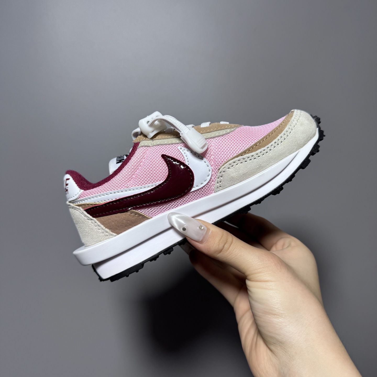 图片[4]-NK新款华夫松紧扣儿童休闲运动鞋 尺码：22-35码 经典华夫款式🆕 百搭又时髦✨ 松紧扣设计，穿脱方便✌🏻 橡胶耐磨防滑大底✔️ 优质面料拼接，质感满满💯-选品中心