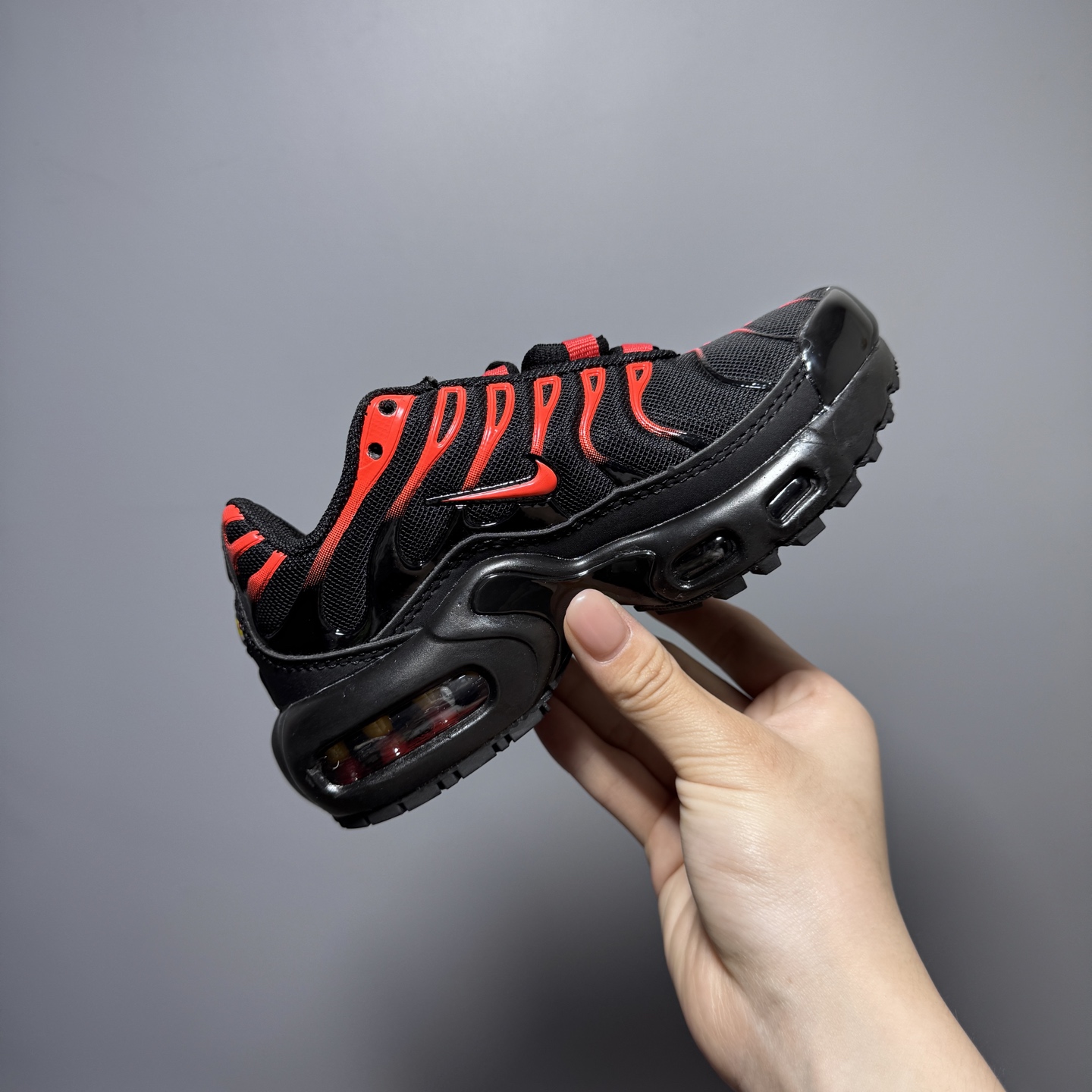 图片[5]-耐克 MAX plus全掌气垫儿童运动鞋 尺码：24-35码 超赞的全掌气垫，脚感超舒适👍🏻 优质鞋面拼接，质感满满💯 上学运动都是超合适单品❤-选品中心