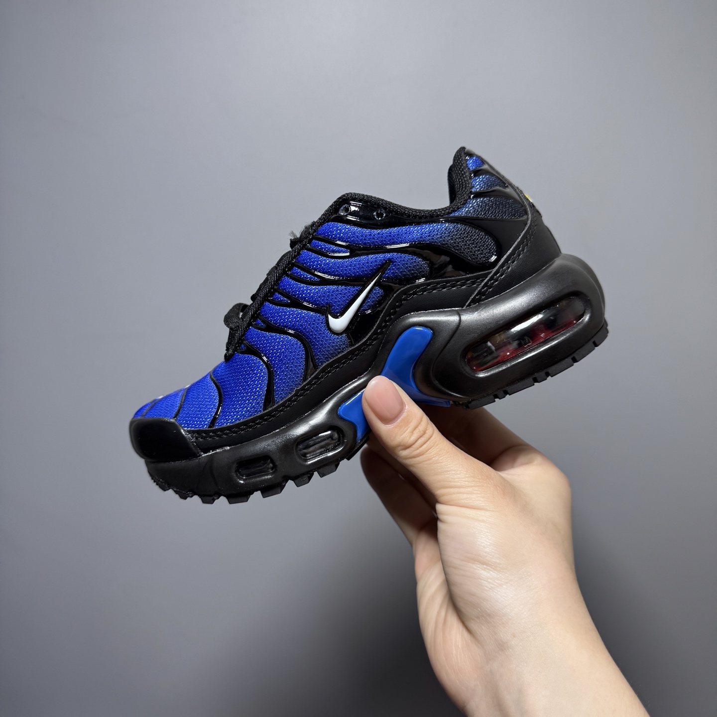 图片[6]-耐克 MAX plus全掌气垫儿童运动鞋 尺码：24-35码 超赞的全掌气垫，脚感超舒适👍🏻 优质鞋面拼接，质感满满💯 上学运动都是超合适单品❤-选品中心