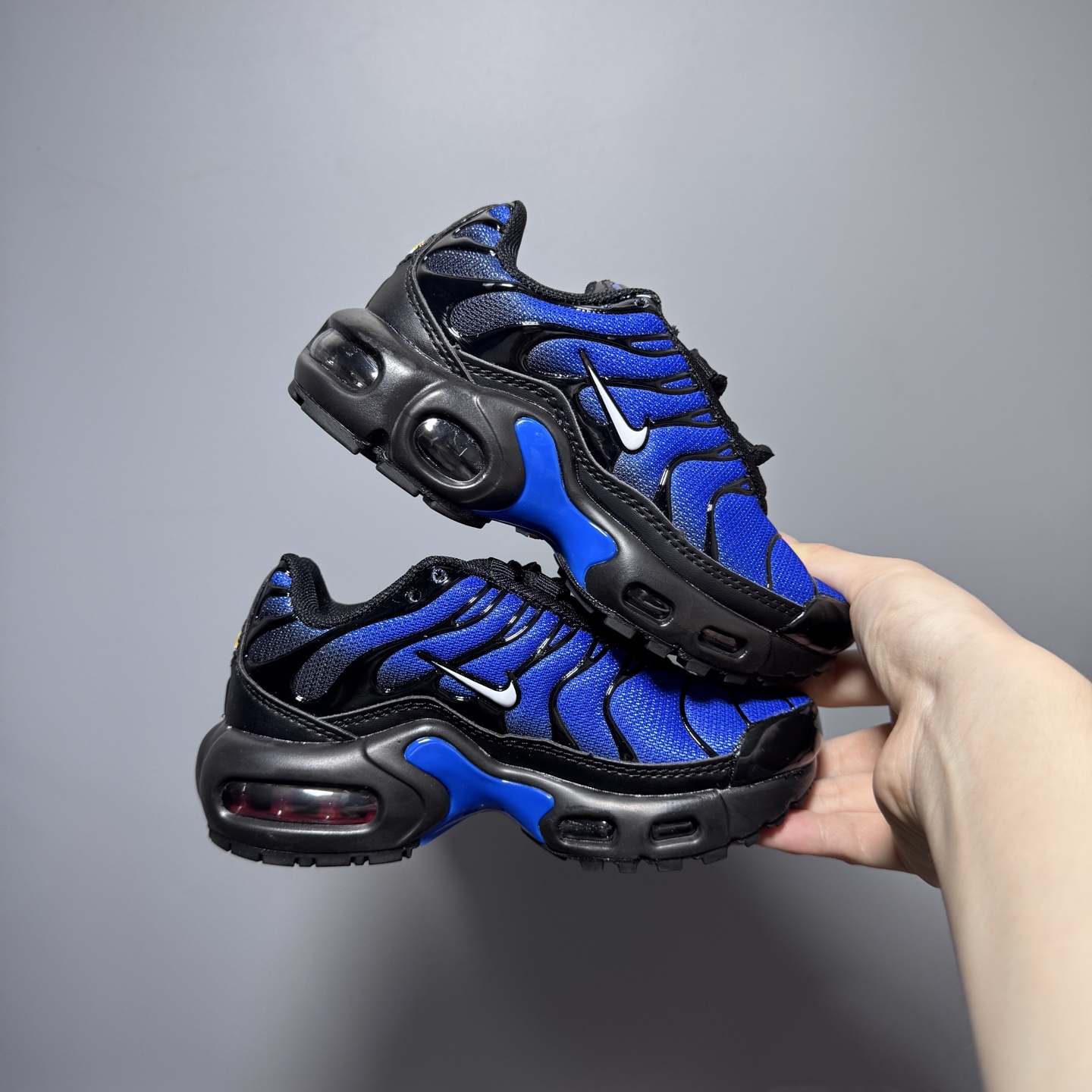 图片[2]-耐克 MAX plus全掌气垫儿童运动鞋 尺码：24-35码 超赞的全掌气垫，脚感超舒适👍🏻 优质鞋面拼接，质感满满💯 上学运动都是超合适单品❤-选品中心