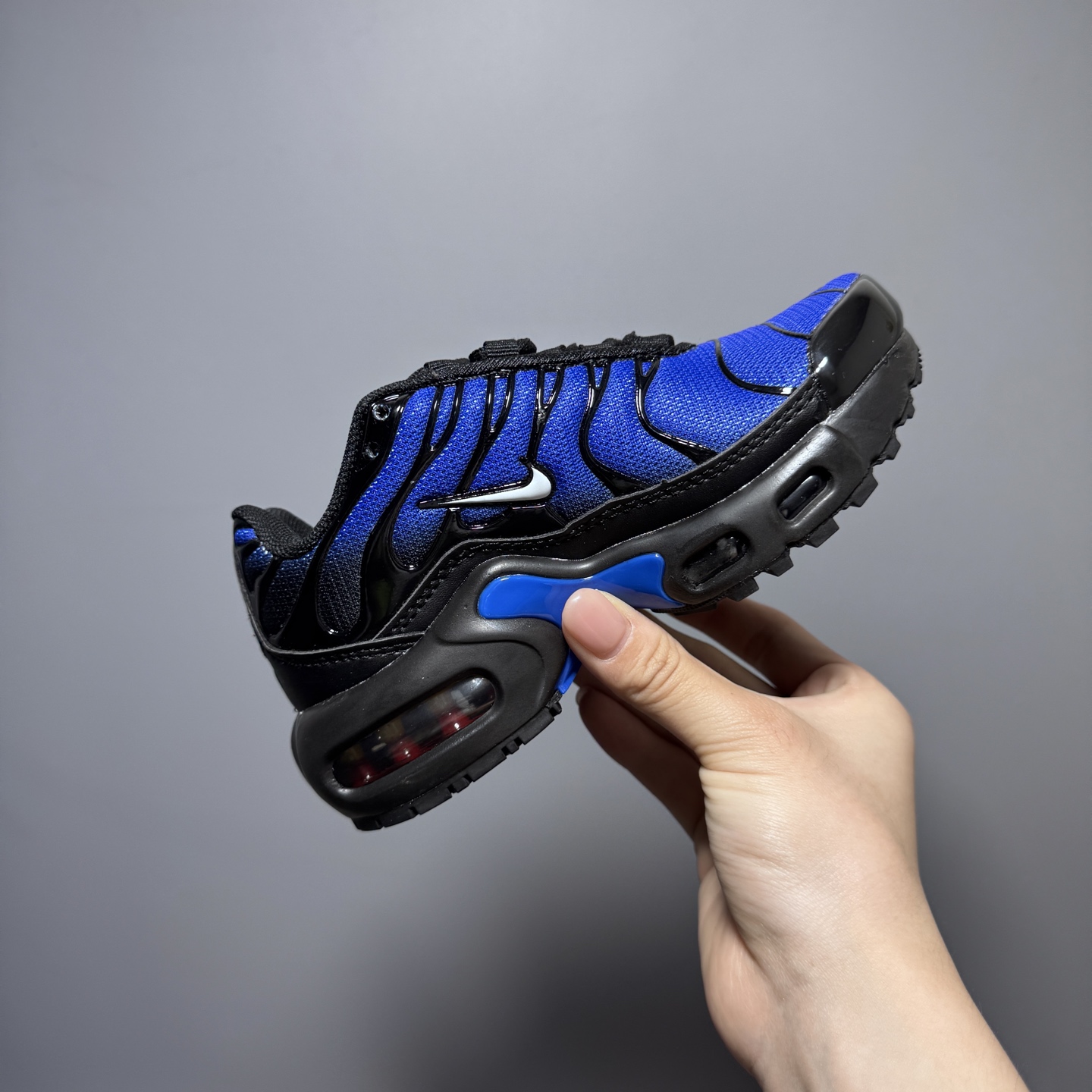 图片[5]-耐克 MAX plus全掌气垫儿童运动鞋 尺码：24-35码 超赞的全掌气垫，脚感超舒适👍🏻 优质鞋面拼接，质感满满💯 上学运动都是超合适单品❤-选品中心