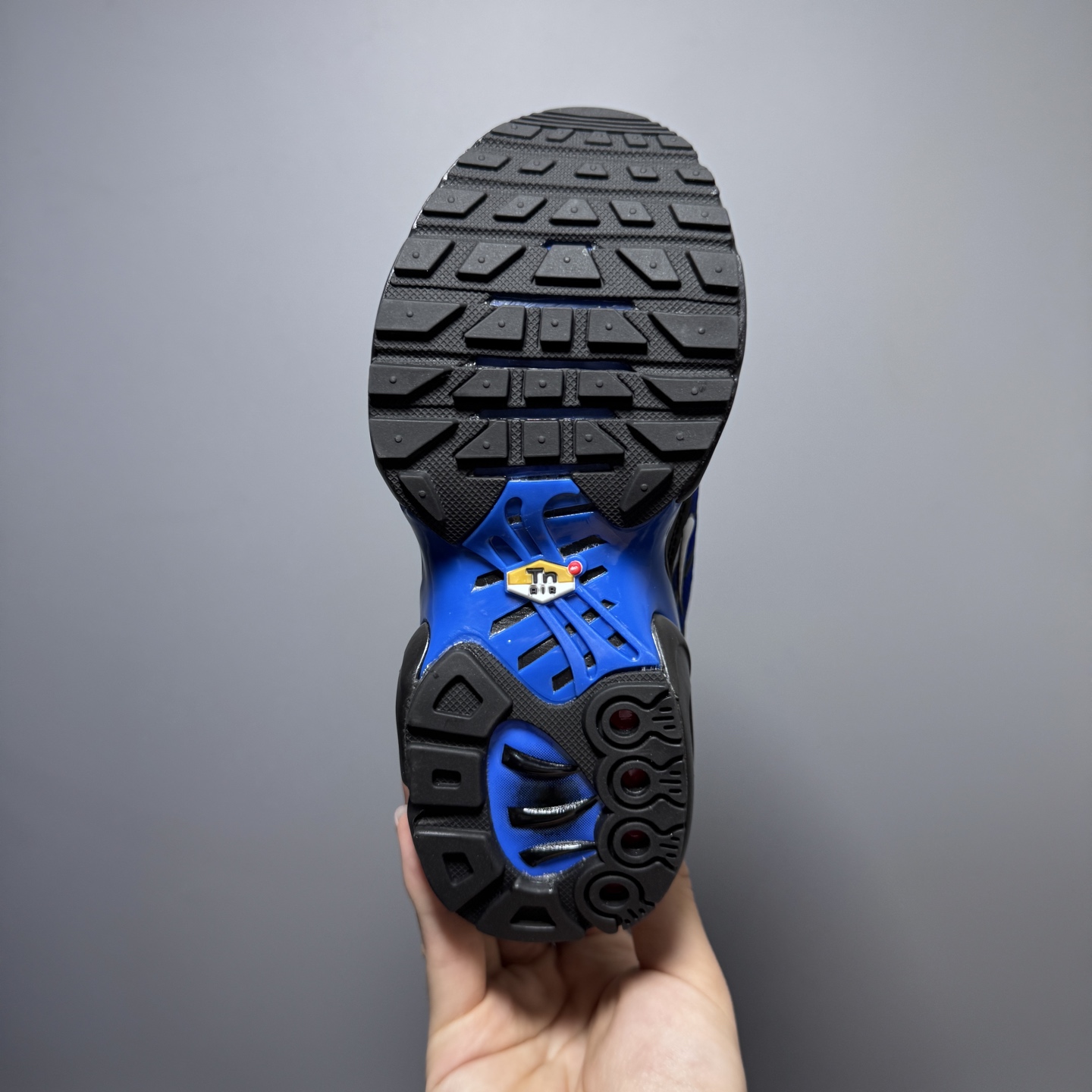 图片[9]-耐克 MAX plus全掌气垫儿童运动鞋 尺码：24-35码 超赞的全掌气垫，脚感超舒适👍🏻 优质鞋面拼接，质感满满💯 上学运动都是超合适单品❤-选品中心