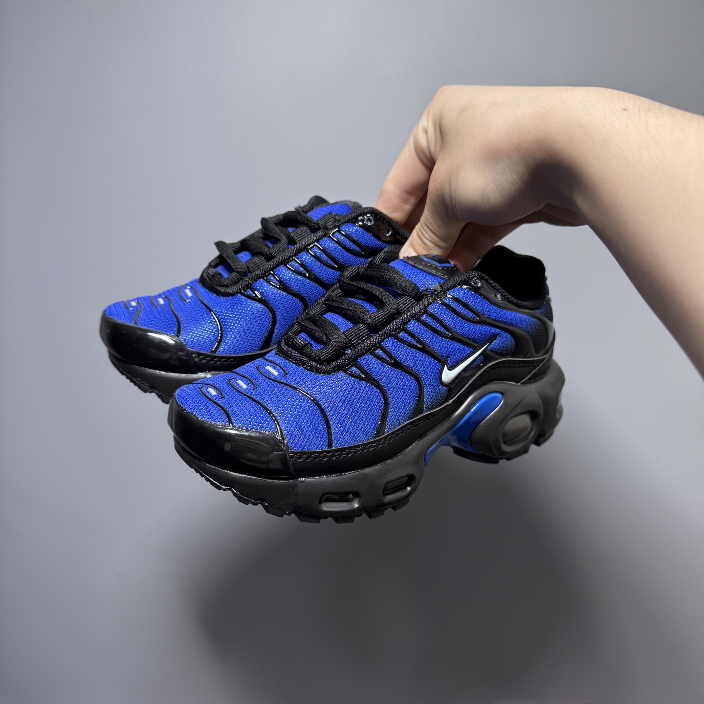 图片[3]-耐克 MAX plus全掌气垫儿童运动鞋 尺码：24-35码 超赞的全掌气垫，脚感超舒适👍🏻 优质鞋面拼接，质感满满💯 上学运动都是超合适单品❤-选品中心