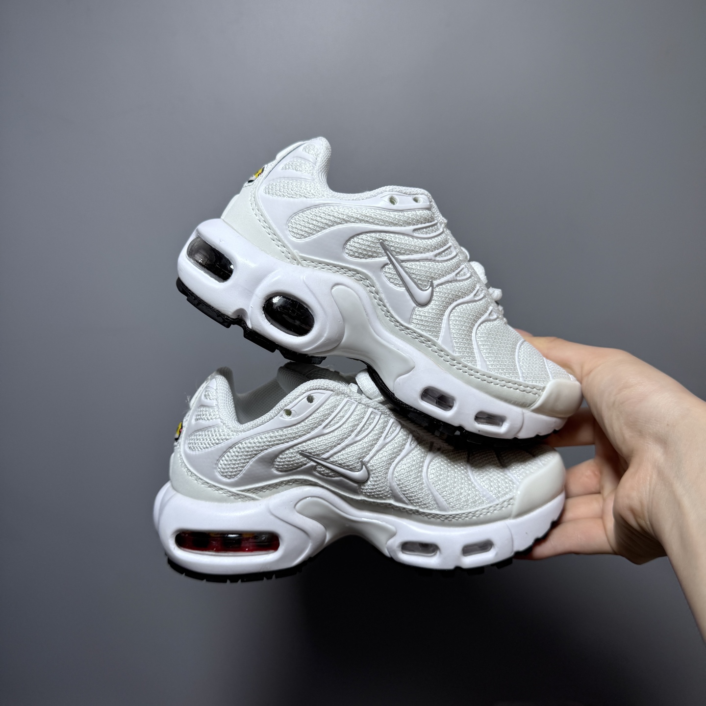 图片[2]-耐克 MAX plus全掌气垫儿童运动鞋 尺码：24-35码 超赞的全掌气垫，脚感超舒适👍🏻 优质鞋面拼接，质感满满💯 上学运动都是超合适单品❤-选品中心